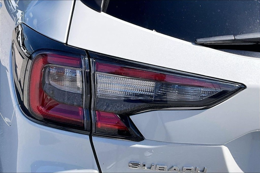2025 Subaru Outback Premium - Photo 26