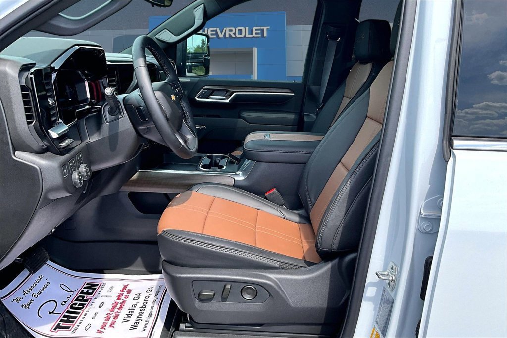 2026 Chevrolet Silverado 3500 HD High Country - Photo 26
