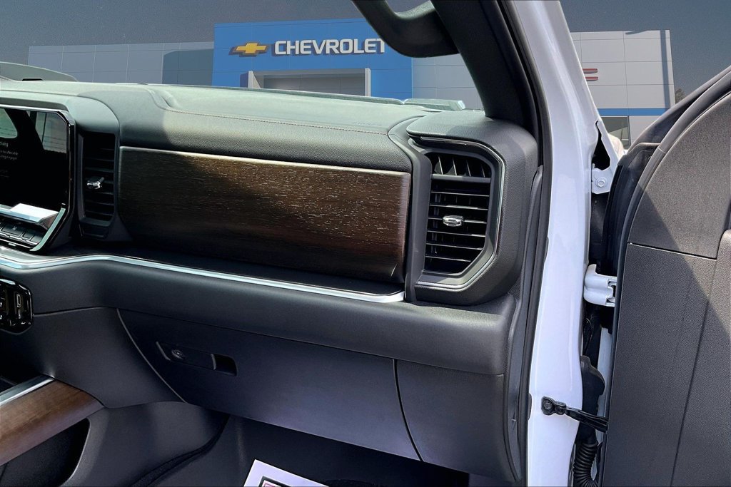 2026 Chevrolet Silverado 3500 HD High Country - Photo 28