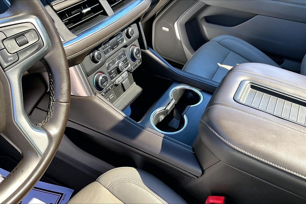 2026 Chevrolet Suburban Premier - Photo 23
