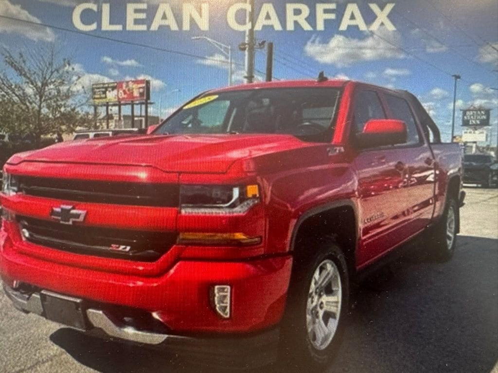 2018 Chevrolet Silverado 1500 LT Z71 4X4 Crew Cab Short Box's photo