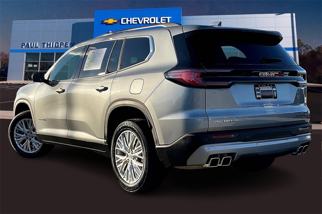 Used 2024 GMC Acadia Elevation SUV