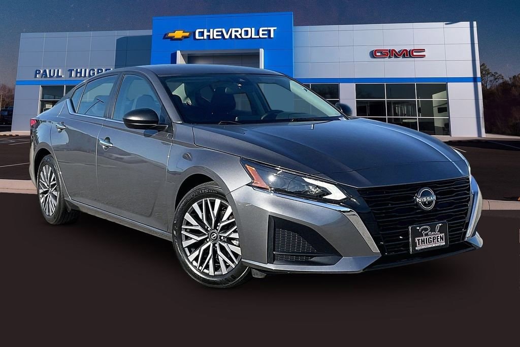 2025 Nissan Altima