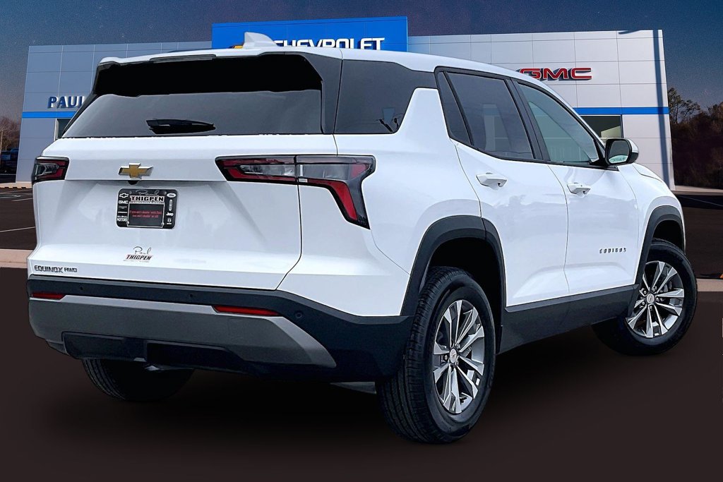 2027 Chevrolet Equinox LT - Photo 21