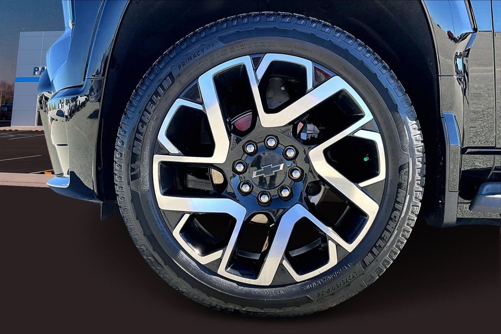 2024 Chevrolet Silverado EV RST - Photo 10