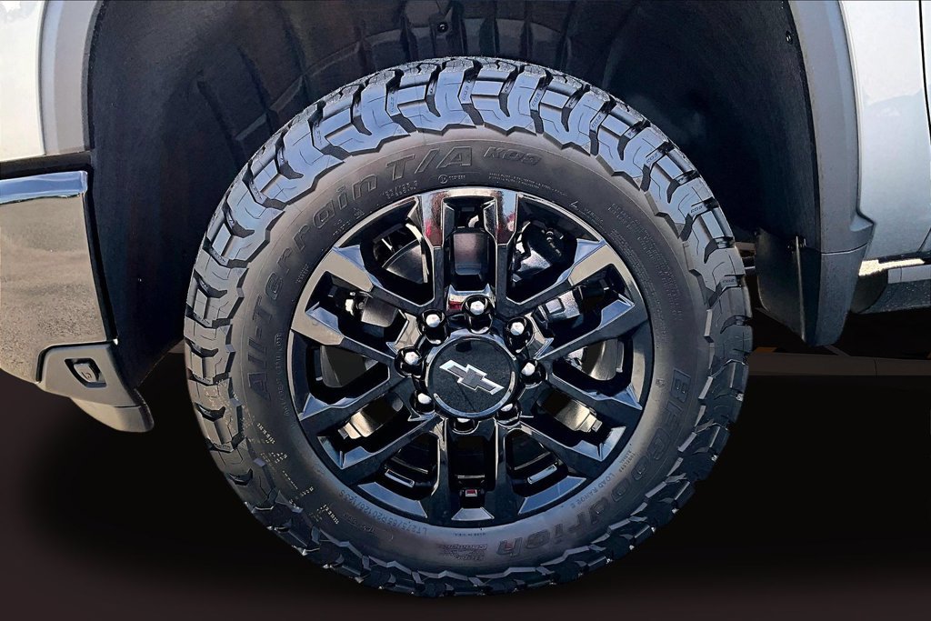 2026 Chevrolet Silverado 2500 HD LTZ - Photo 13