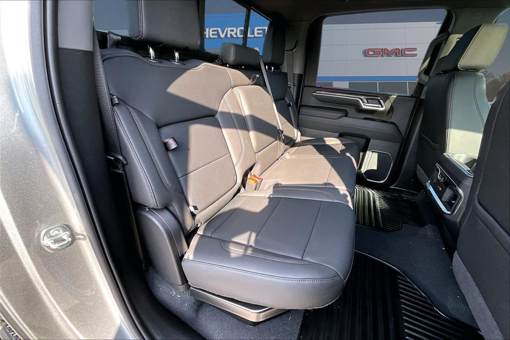2026 Chevrolet Silverado 2500 HD LTZ - Photo 10