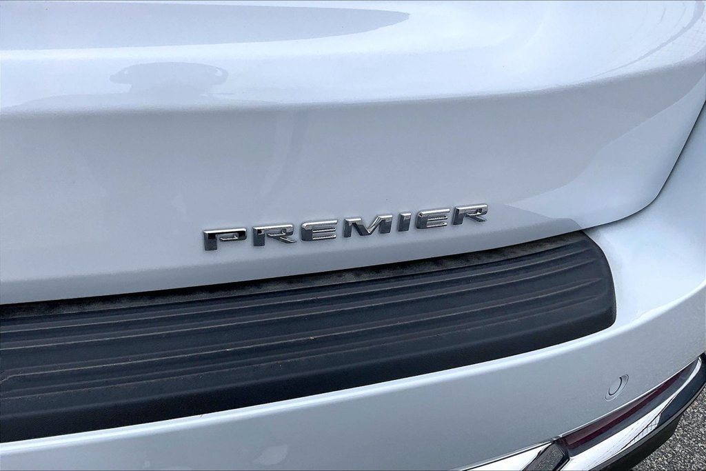 2026 Chevrolet Tahoe Premier - Photo 14