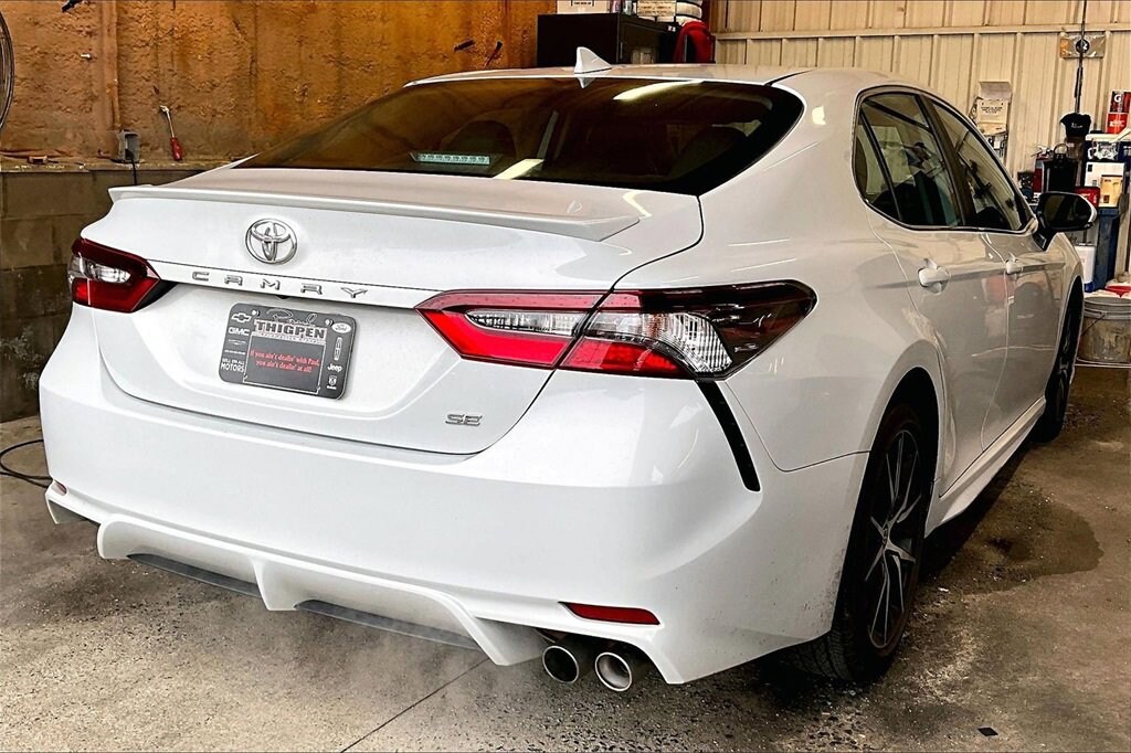 Used 2024 Toyota Camry SE Sedan