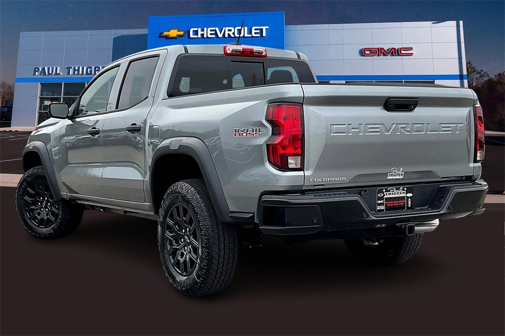2026 Chevrolet Colorado Trail Boss photo 3