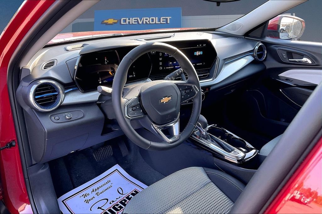 2026 Chevrolet Trax LT - Photo 6