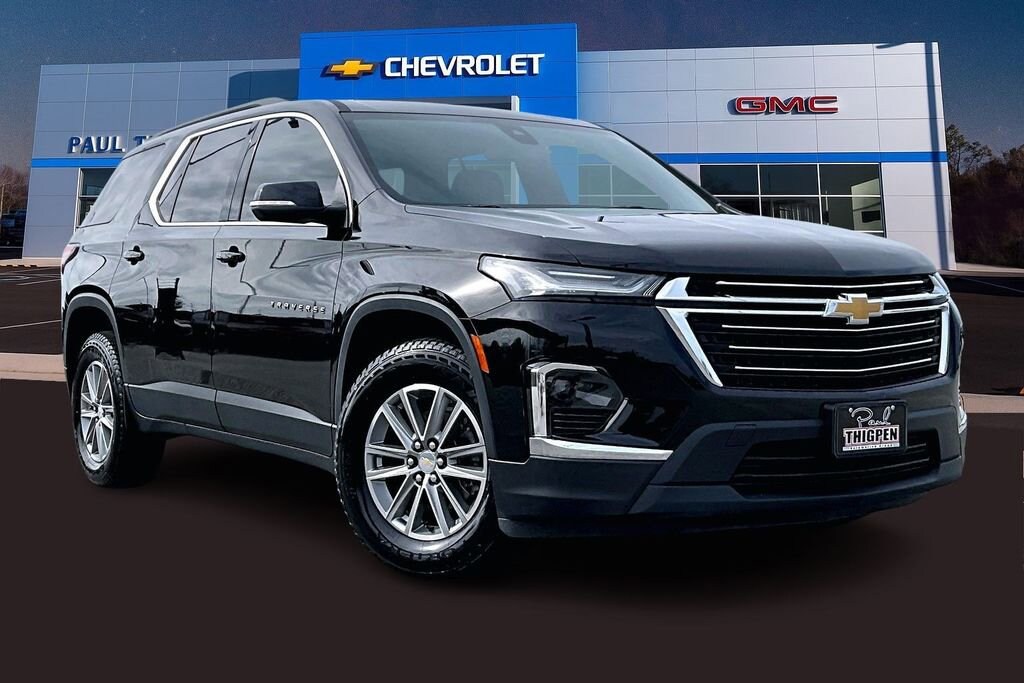 Used 2023 Chevrolet Traverse LT Cloth SUV