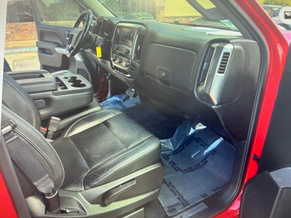 2018 Chevrolet Silverado 1500 LT Z71 - Photo 10