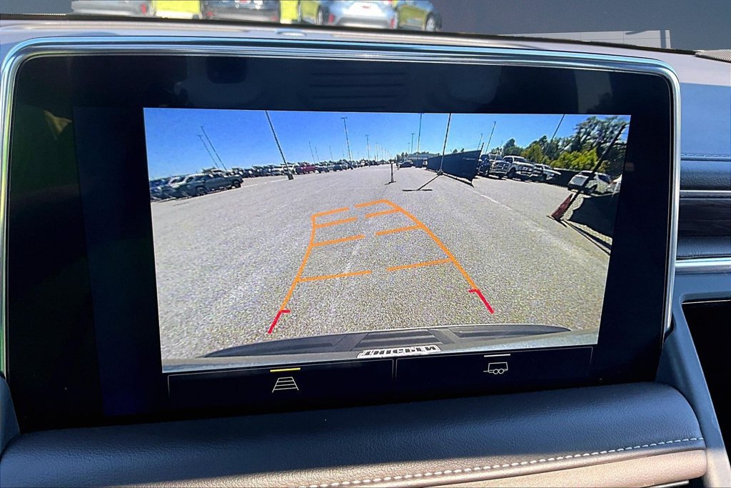 2026 Chevrolet Suburban Premier - Photo 21