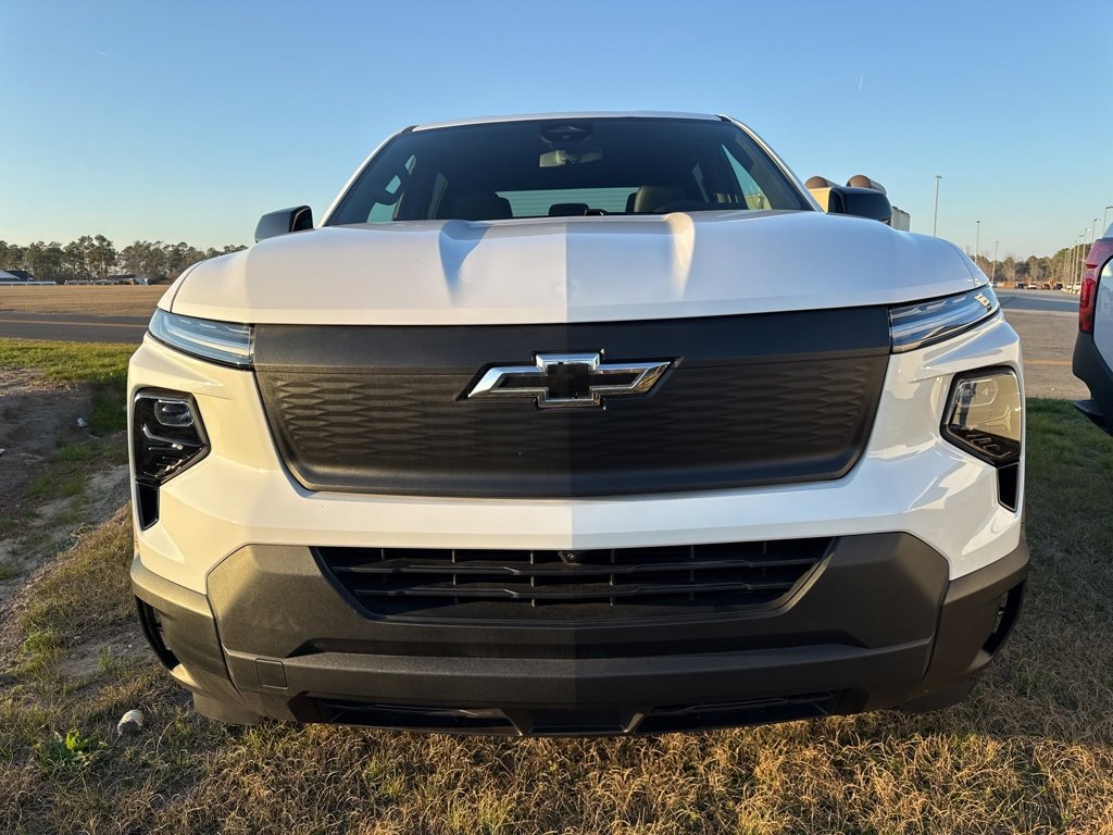 2024 Chevrolet Silverado EV Work Truck photo 2