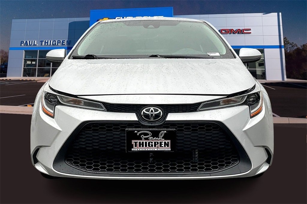Used 2022 Toyota Corolla LE Sedan