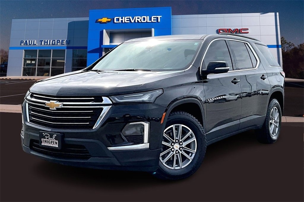 Used 2023 Chevrolet Traverse LT Cloth SUV
