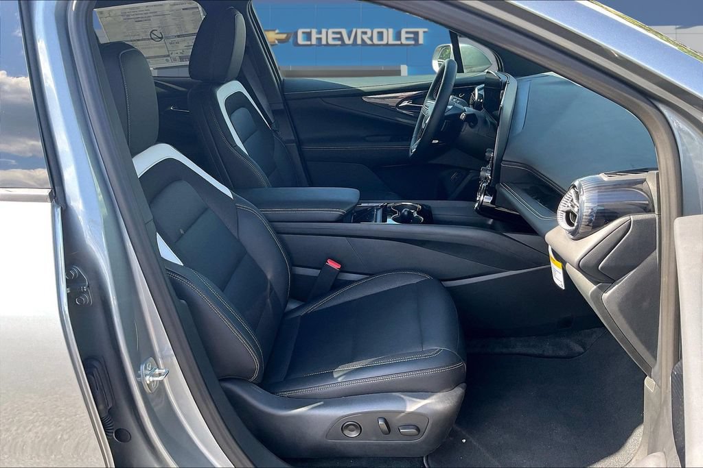 2026 Chevrolet Blazer EV LT - Photo 11