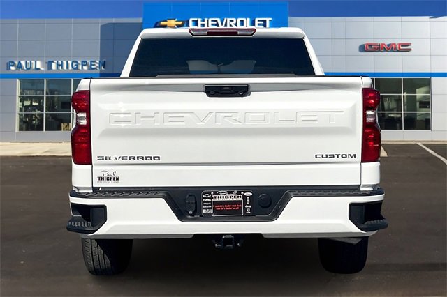 2026 Chevrolet Silverado 1500 Custom photo 3