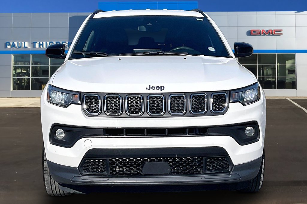 Used 2024 Jeep Compass Latitude with VIN 3C4NJDBN6RT605059 for sale in LaFayette, GA