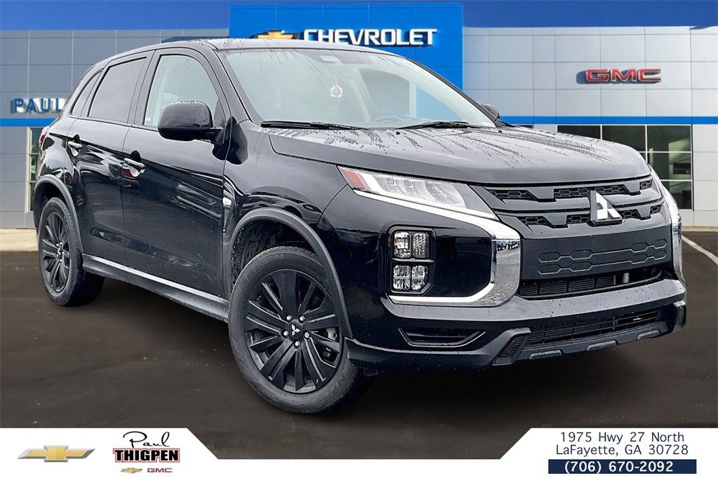 2022 Mitsubishi Outlander Sport LE's photo