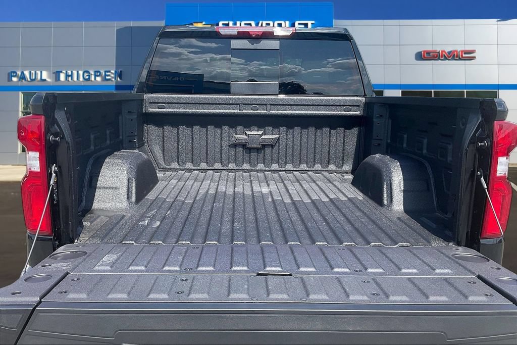 2026 Chevrolet Silverado 1500 ZR2 - Photo 19
