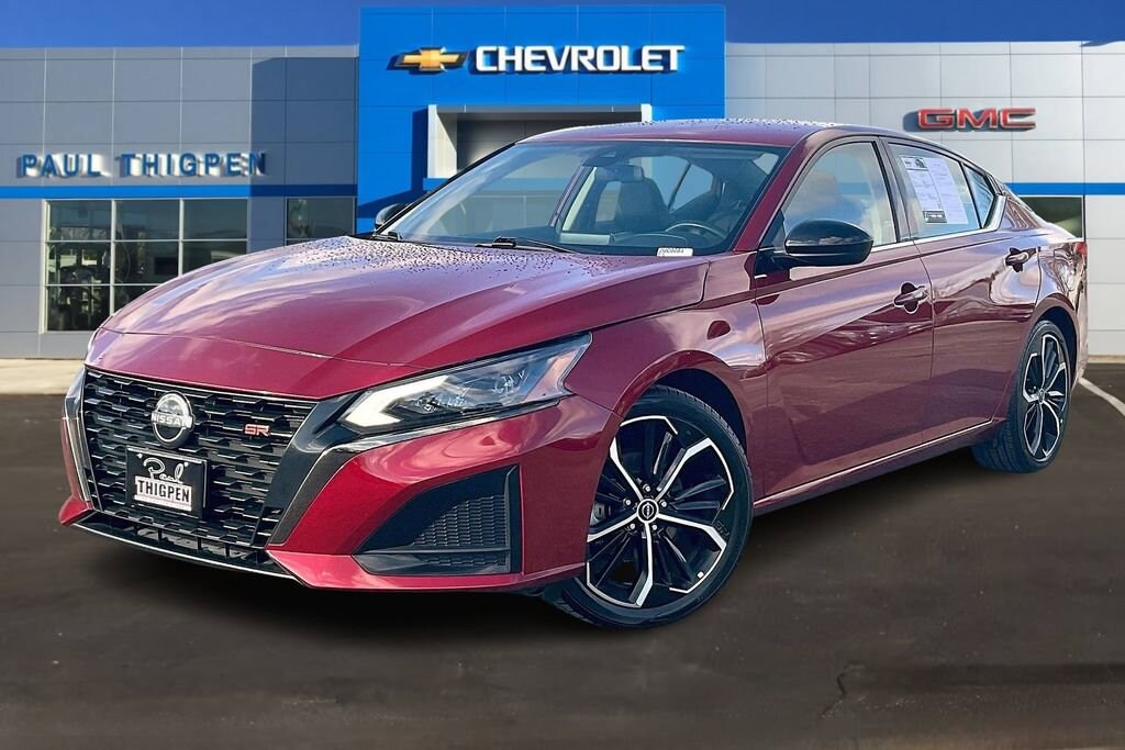 Used 2024 Nissan Altima 2.5 SR