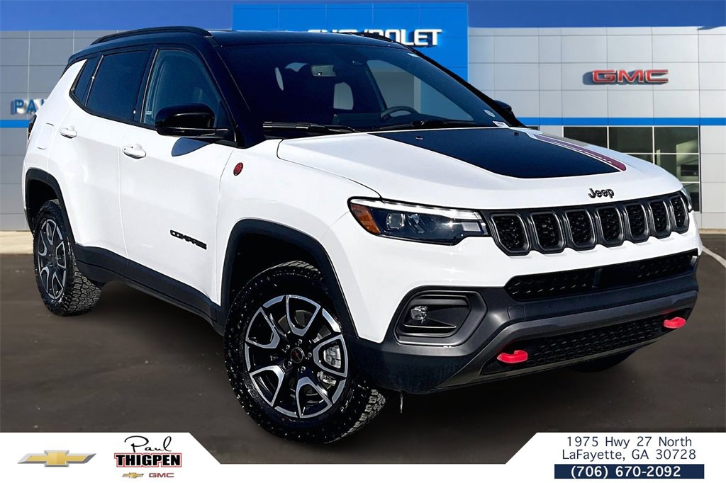 2025 Jeep Compass Trailhawk's photo