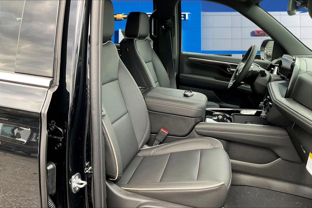 2025 Chevrolet Tahoe Premier - Photo 11