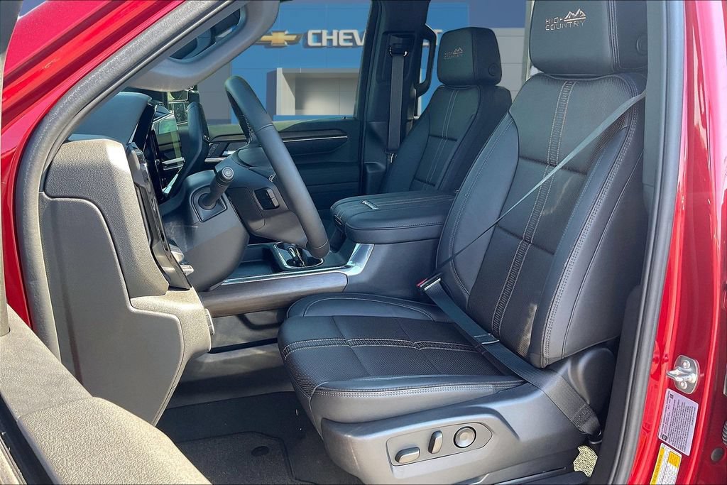2026 Chevrolet Silverado 3500HD High Country - Photo 24