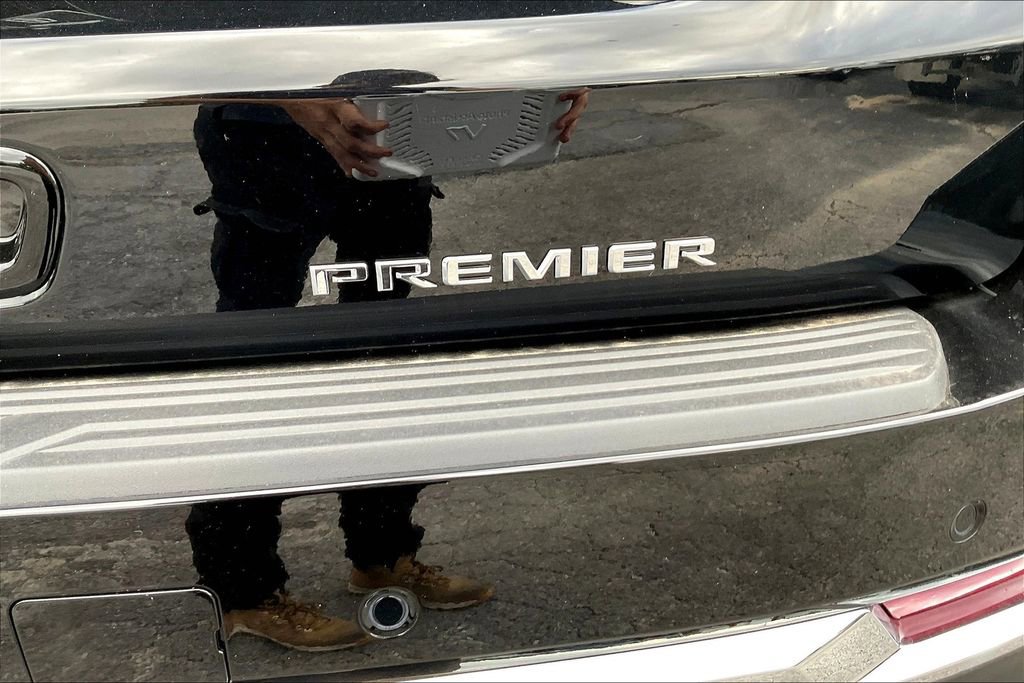 2025 Chevrolet Tahoe Premier - Photo 9