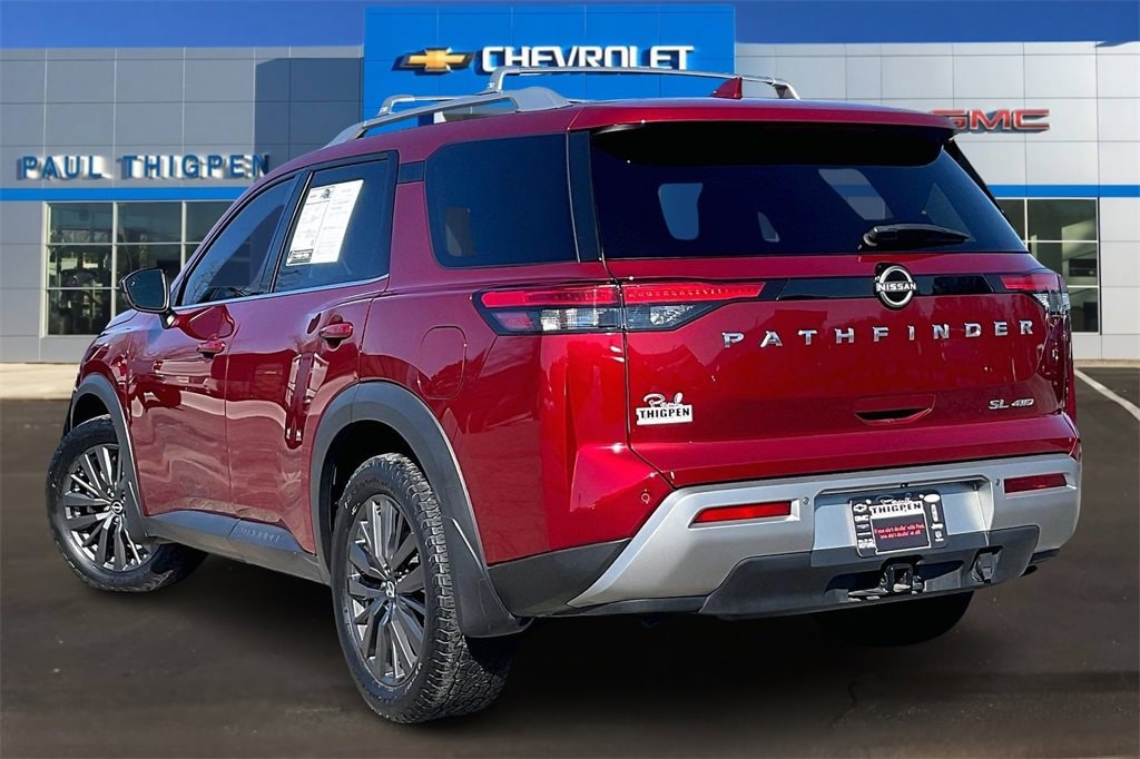 Used 2023 Nissan Pathfinder SL
