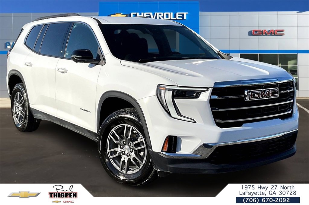 2025 GMC Acadia Elevation's photo