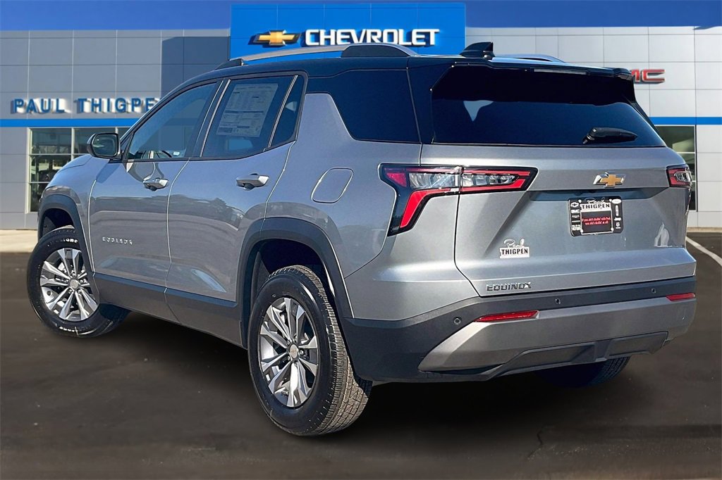 2026 Chevrolet Equinox LT photo 3