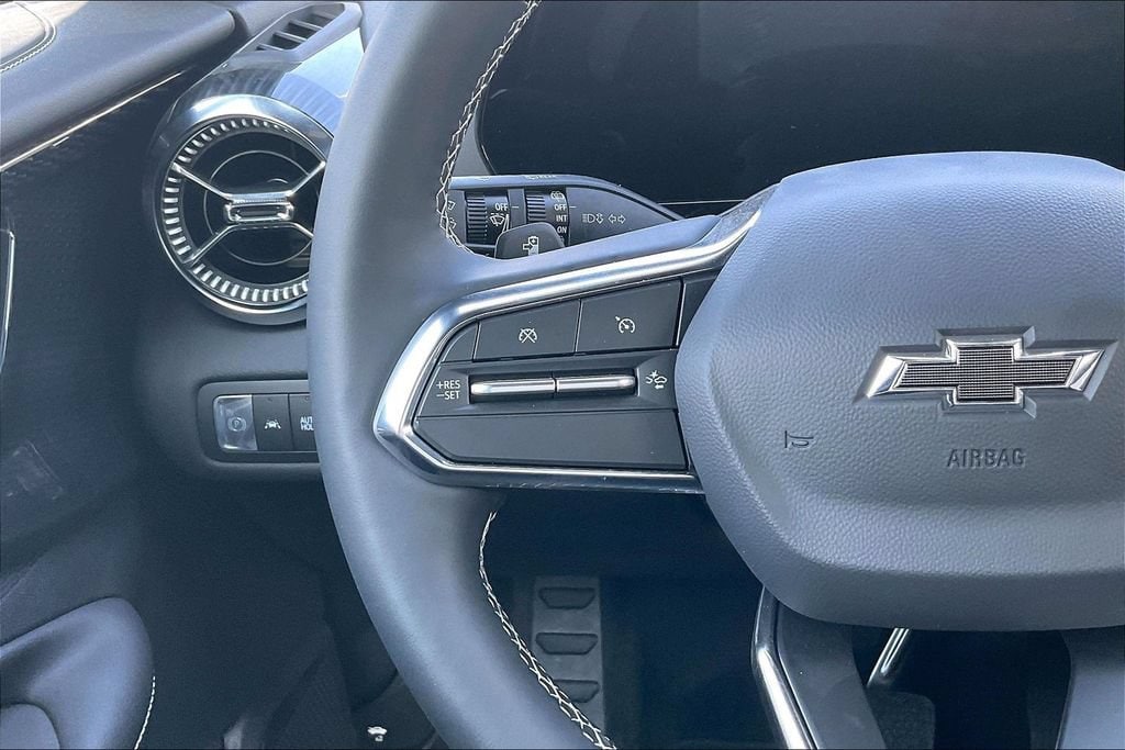 2026 Chevrolet Blazer EV LT - Photo 19
