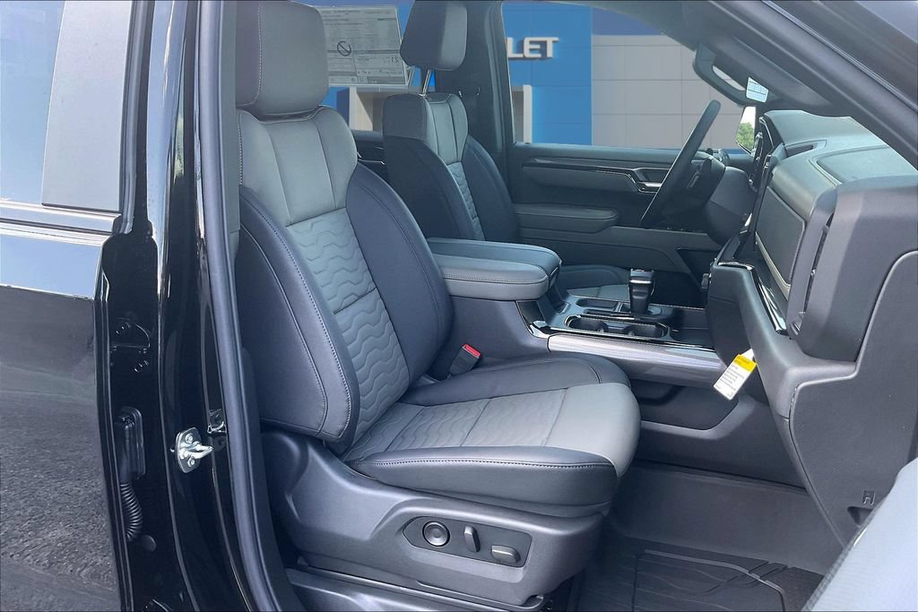 2026 Chevrolet Silverado 1500 ZR2 - Photo 11