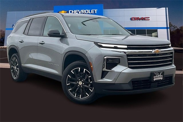 2026 Chevrolet Traverse LT's photo