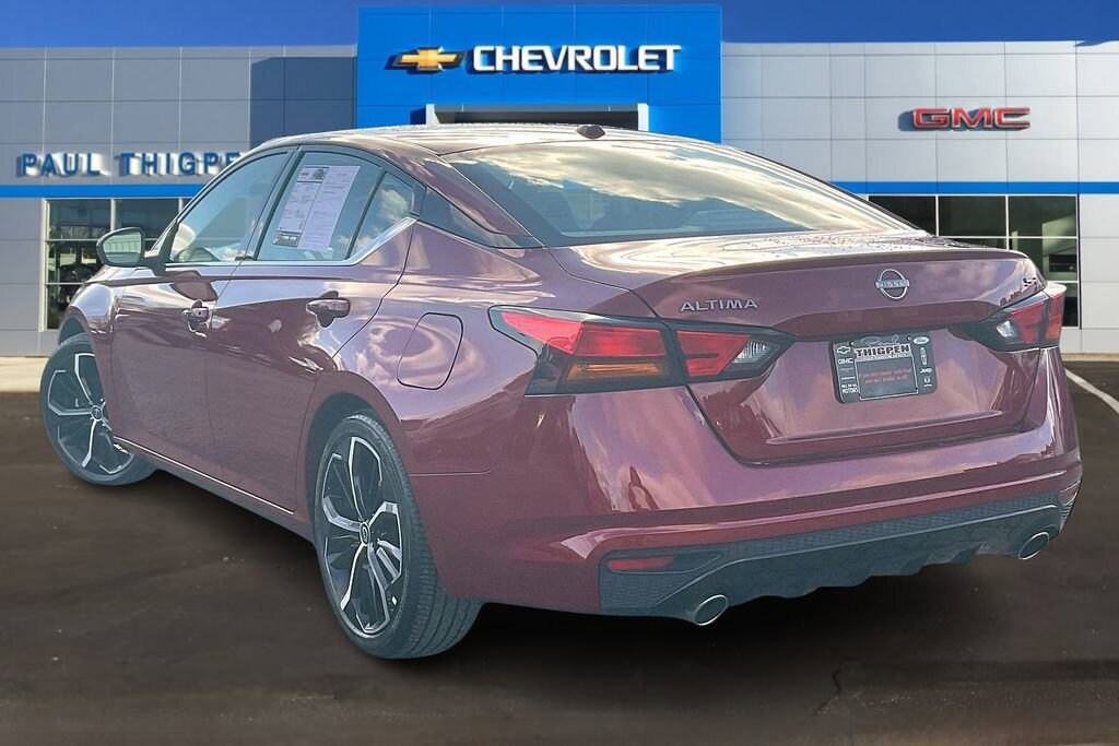 Used 2024 Nissan Altima 2.5 SR