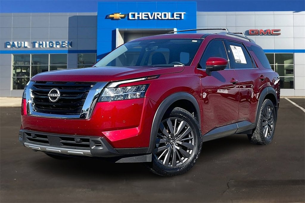 Used 2023 Nissan Pathfinder SL