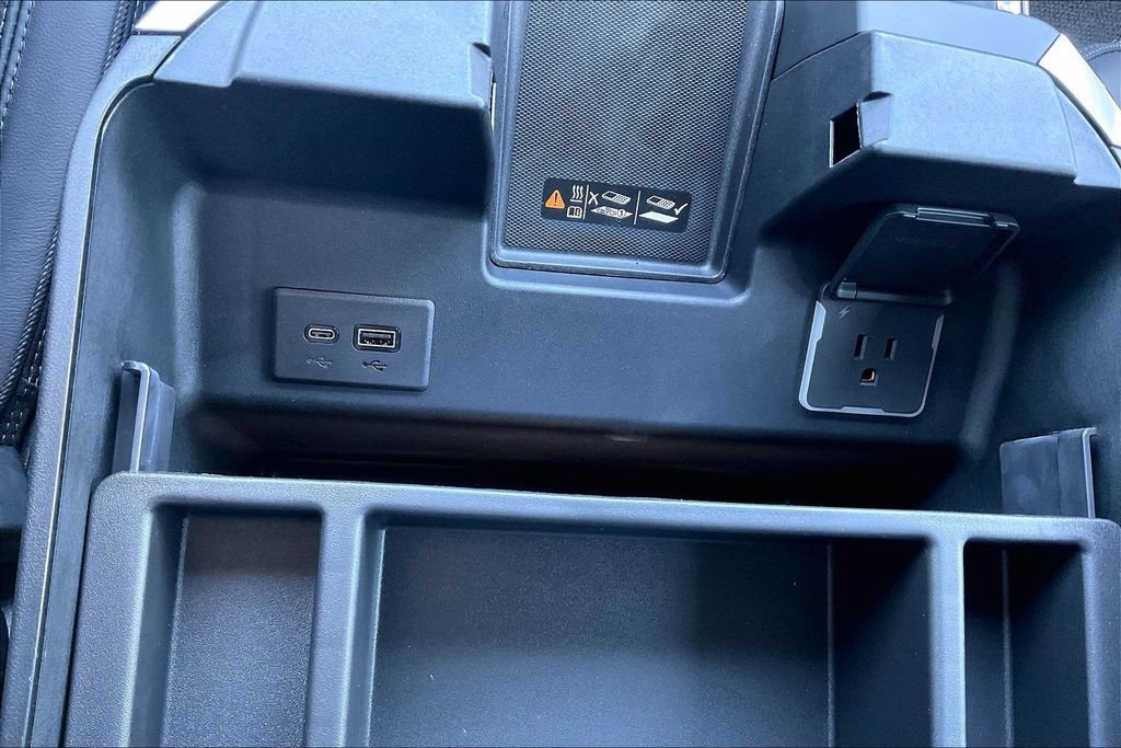 2026 Chevrolet Silverado 3500HD High Country - Photo 22
