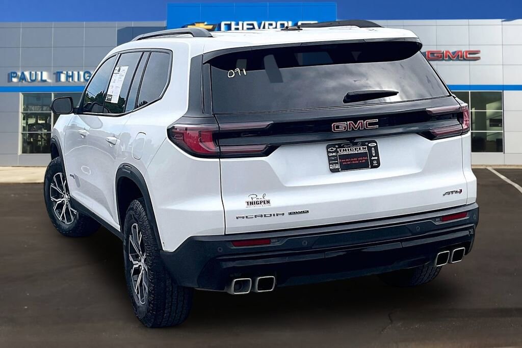 Used 2024 GMC Acadia AT4 SUV
