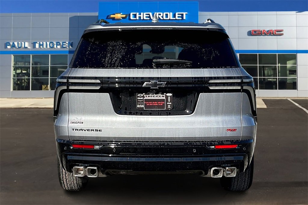 2026 Chevrolet Traverse RS photo 4