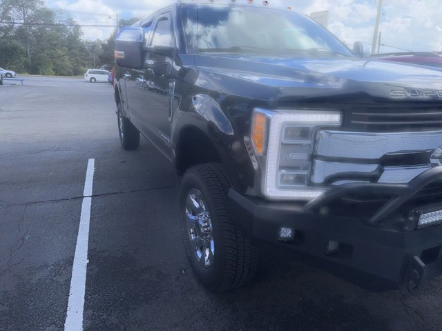 2019 Ford F-250 King Ranch photo 2