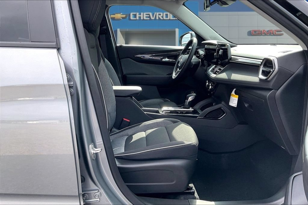 2026 Chevrolet Trailblazer LT - Photo 11