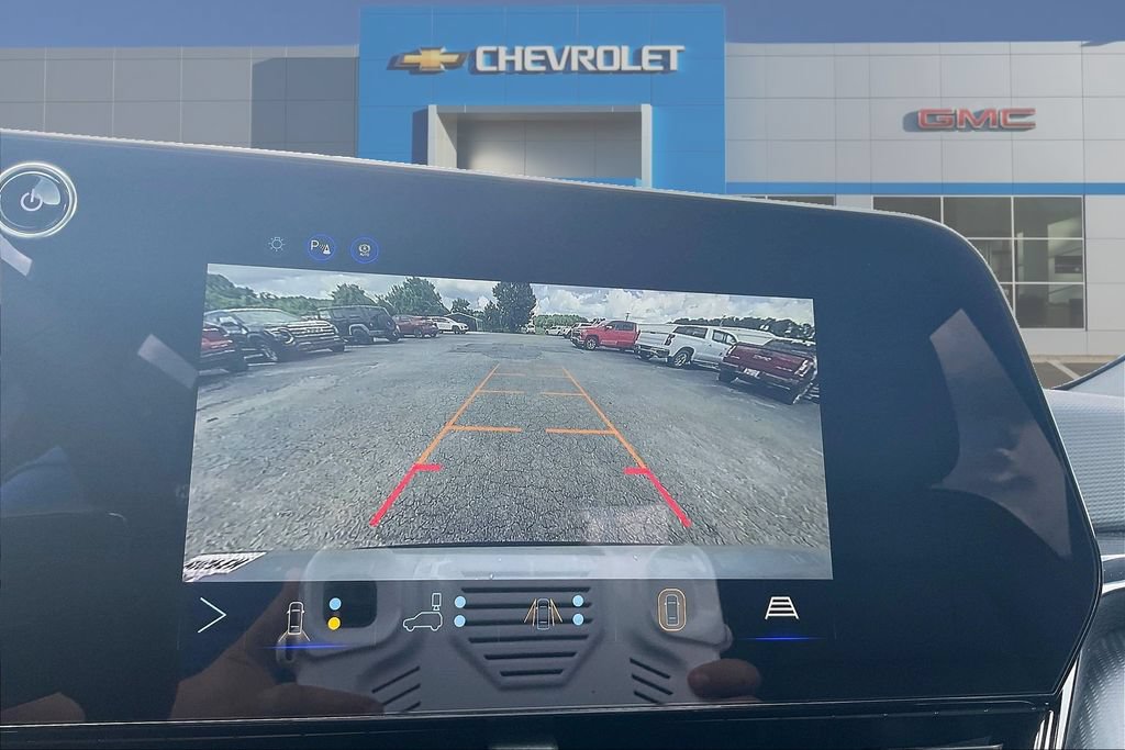 2027 Chevrolet Equinox RS - Photo 21