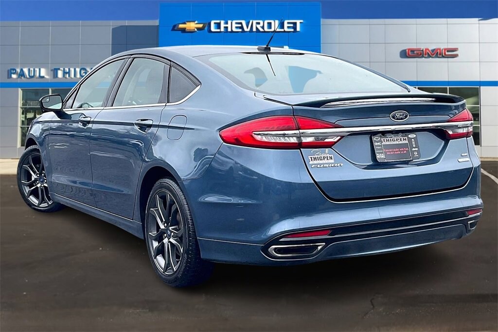 Used 2018 Ford Fusion SE