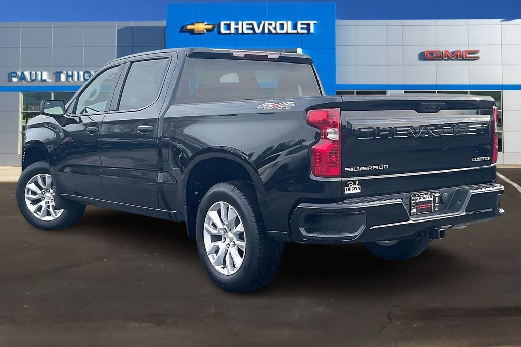 New 2026 Chevrolet Silverado 1500 Custom Truck