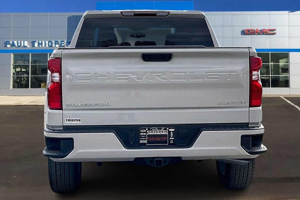 New 2026 Chevrolet Silverado 1500 Custom Truck