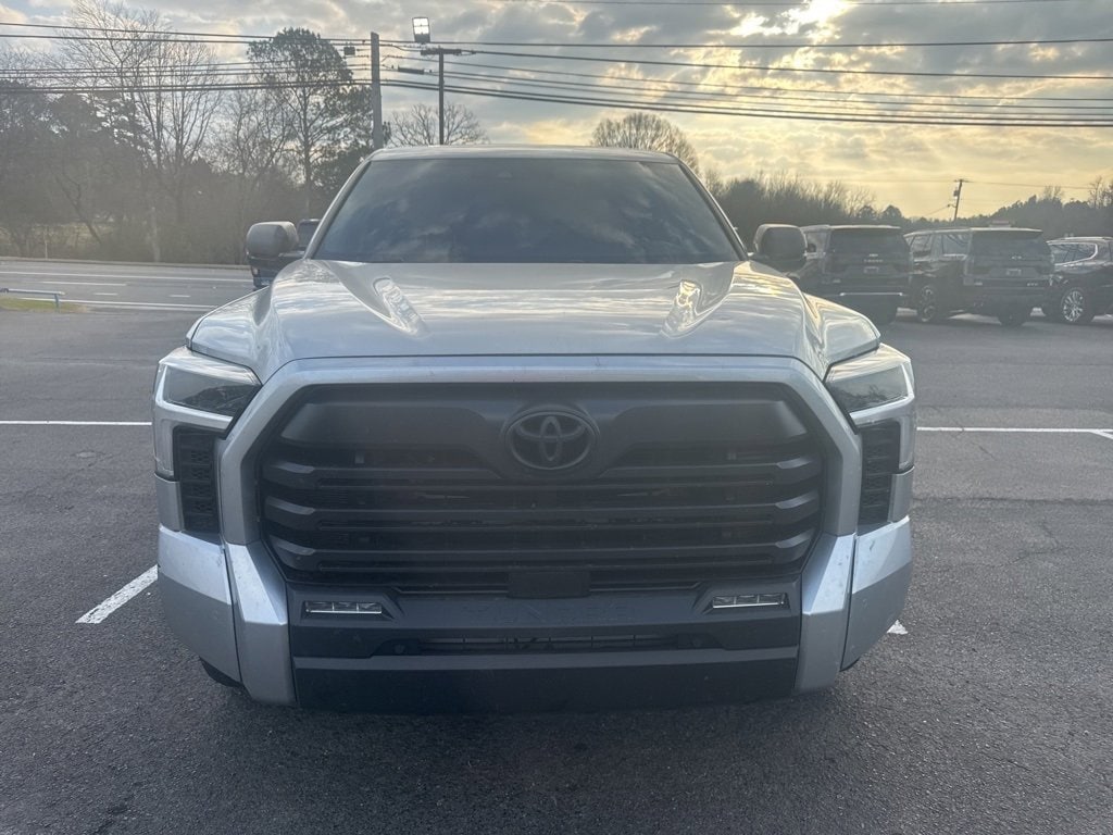 2023 Toyota Tundra SR5's photo