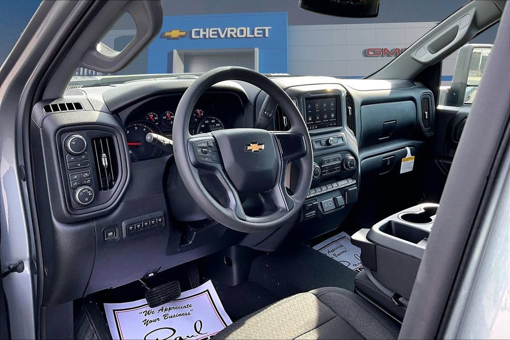 2026 Chevrolet Silverado 2500 HD Custom - Photo 6